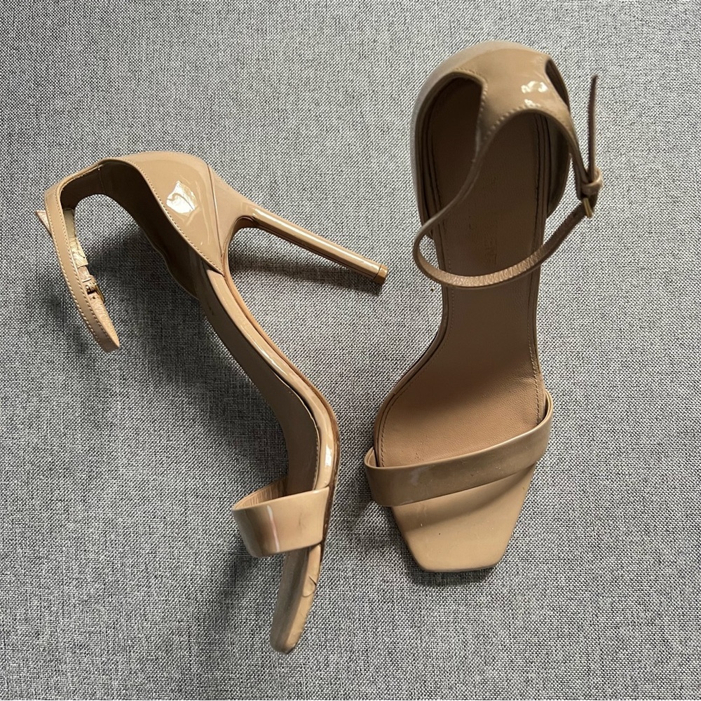 Saint Laurent Paris tan strap heels size 38